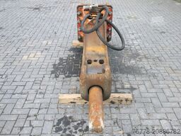 Promove XP2400 | S70 | 24 TO 35 TON | HYDRAULIC BREAKER