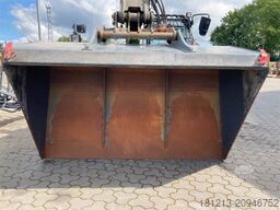 CLAAS Scorpion 756 Varipower