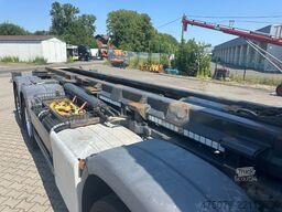 MAN TGS 35.460 / 8x2-6 / Silo / Gergen **2 x Stück**