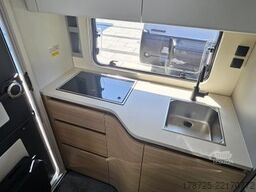 ADRIA Action 391 LH Beleuchtung - Combi 4E - 1500 KG
