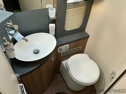 EURA MOBIL CONTURA 766 EF LUMINARY PLUS+FAHRASSISTENZ+LEDER