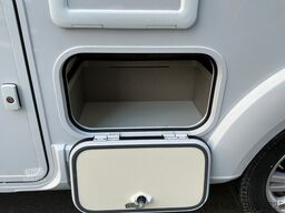 EURA MOBIL CONTURA 766 EF LUMINARY PLUS+FAHRASSISTENZ+LEDER