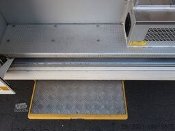 MERCEDES-BENZ Sprinter 519CDI RTW 2. Hand / SHZ / Fzg NR:A70