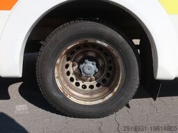 MERCEDES-BENZ Sprinter 519CDI RTW 2. Hand / SHZ / Fzg NR:A70