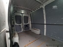 IVECO Daily 35 S14 - CNG - A8 - Mittel/Hoch + Klima