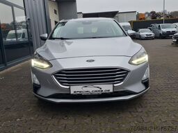 FORD Focus Limo 1.0 EB Cool & Connect - LED - CAM