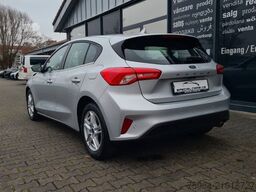 FORD Focus Limo 1.0 EB Cool & Connect - LED - CAM