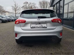 FORD Focus Limo 1.0 EB Cool & Connect - LED - CAM