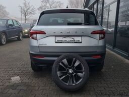 SKODA Karoq Clever 4x4 - ACC - LED - AHK -