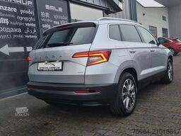 SKODA Karoq Clever 4x4 - ACC - LED - AHK -
