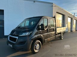PEUGEOT Boxer DoKa mit Pritsche | Kran | AHK | Klima