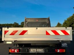 PEUGEOT Boxer DoKa mit Pritsche | Kran | AHK | Klima