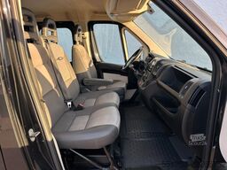 PEUGEOT Boxer DoKa mit Pritsche | Kran | AHK | Klima