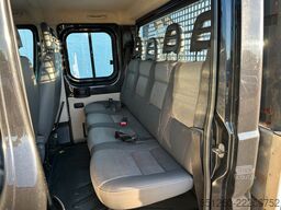 PEUGEOT Boxer DoKa mit Pritsche | Kran | AHK | Klima