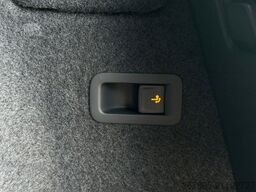 SKODA 2.0TSi 4x4 DSG Sportline PDACH STHZ eHK LM19