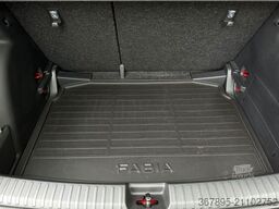 SKODA 1.0MPi Selection V.Cockpit LED MuFu SHZ PDC/H