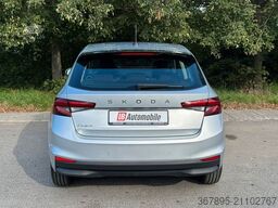 SKODA 1.0MPi Selection PDC/H V.Cockpit SHZ LED LM15