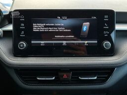 SKODA 1.0MPi Selection PDC/H V.Cockpit SHZ LED LM15