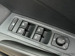 SKODA 1.0MPi Selection V.Cockpit PDC LM15