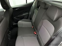 SKODA 1.0MPi Selection V.Cockpit PDC LM15
