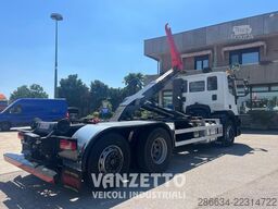 Iveco AD260X46
