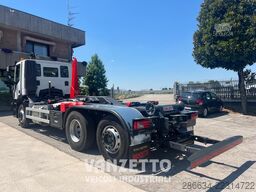 Iveco AD260X46
