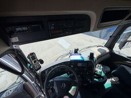 Mercedes-Benz Actros 1843