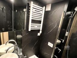 Volvo FH 540 Jong gebrukt 7 paards plus living pop-ot...