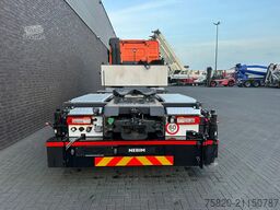 Volvo FH 460 8X4 TREKKER-BAKWAGEN COMBI + KRAAN VOORB...