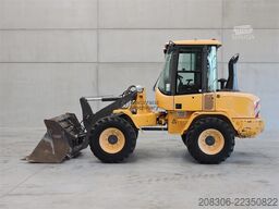 VOLVO L30G