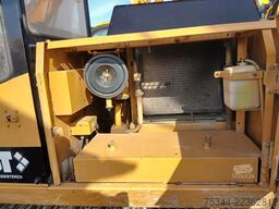 Caterpillar E120B