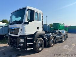 MAN MAN TGS 35.360 USATO A TELAIO 8X2