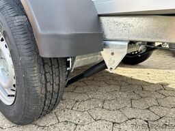 Humbaur Koffer HK 132513-15P, 100 km/h 1,3 t. 2510 x 1310 x 1520 mm