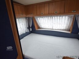 HOBBY De Luxe Easy 440 SF mit Vorzelt