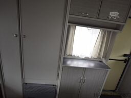 DELTA 4600 MD mit Vorzelt