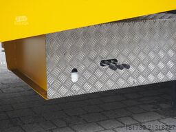 Mercedes-Benz Actros 2543 / NEW tow truck platform