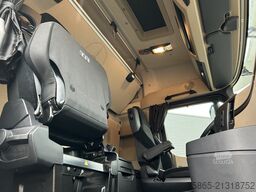 Mercedes-Benz Actros 1842 StreamSpace / 424 dkm / NL Truck / ...