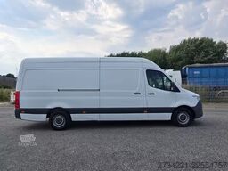 Mercedes-Benz Sprinter 319 CDI V6