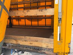 Krone 3Achs MEGA Staplerhalter Liftachse SAF TÜV07 26
