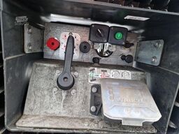 Lecitrailer PLATEAU EXTENSIBLE TWISTLOCKS