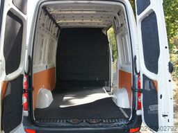 VW Crafter 2.0 TDi L2H2 Klima Tempom. PDC 80KW Eur5
