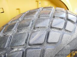 Caterpillar CS64B