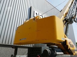 Grove RT700E
