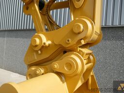 Caterpillar 320