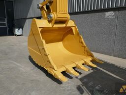 Caterpillar 352