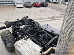 MERCEDES-BENZ Unimog U4023 Wüstensand