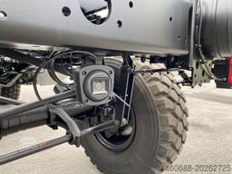 MERCEDES-BENZ Unimog U4023 Wüstensand
