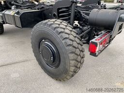 MERCEDES-BENZ Unimog U4023 Wüstensand
