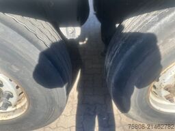 SCHMITZ CARGOBULL Carrier 1950 Mt Bi-temp Doppelstock Lift