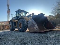 Caterpillar 966M